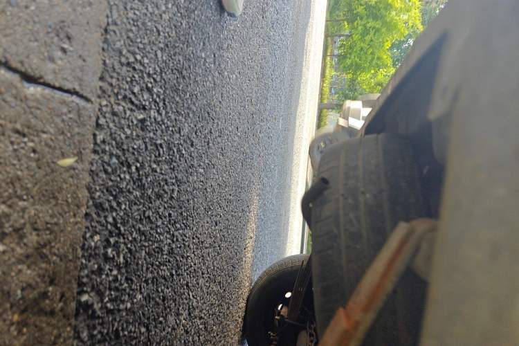 Used Jinbei Hiace X30  Chassis Rear Right