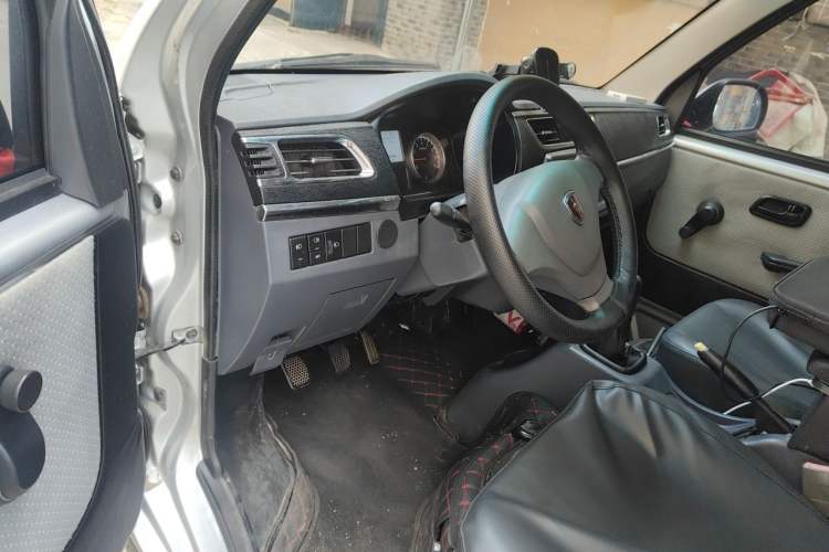 Used Jinbei Hiace X30 2018 1.5L Cargo Van Comfort Model DLCG14 Driver Seat