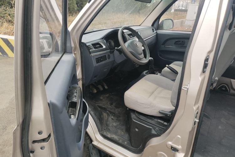 Used Jinbei Hiace X30 2018 1.3L Cargo Van Comfort Model DLCG12 Driver Seat