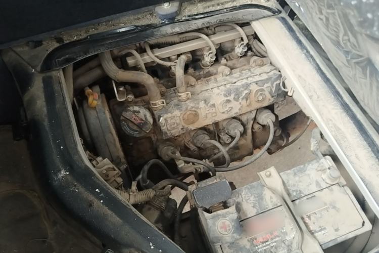 Used Jinbei Hiace X30 2018 1.3L Standard Edition DLCG12 Engine Bay