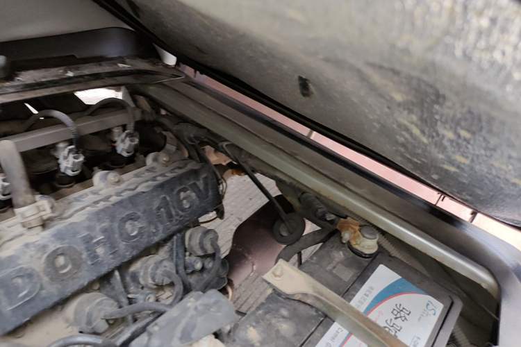 Used Jinbei Hiace X30 2018 1.3L Comfort Model DLCG12 Engine Bay Left