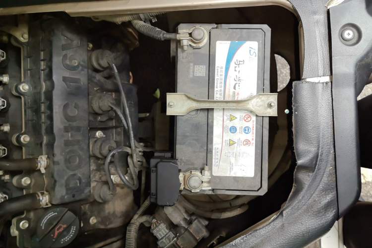 Used Jinbei Hiace X30 2018 1.5L Comfort Model DLCG14 Engine Bay Left