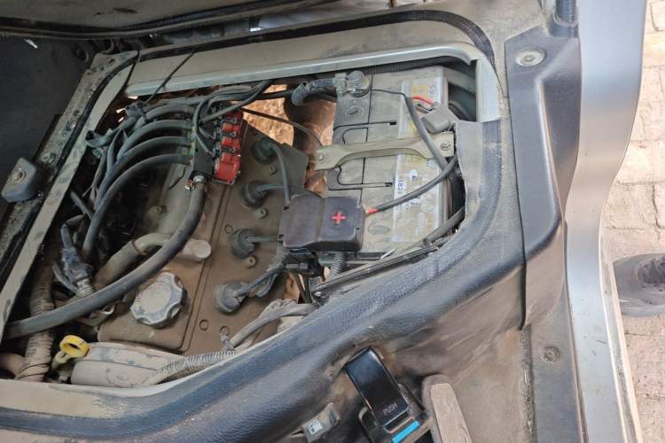 Used Jinbei Hiace X30  Engine Bay Left
