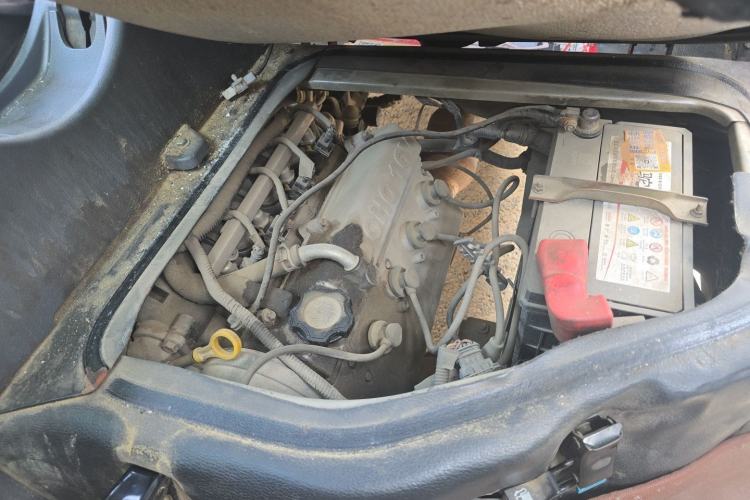 Used Jinbei Hiace X30 2018 1.5L Standard Edition DLCG14 Engine Bay