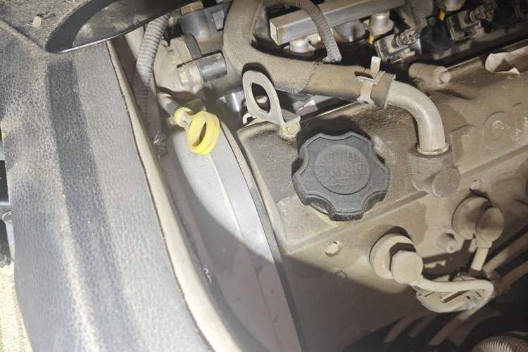 Used Jinbei Hiace X30  Engine Bay Right