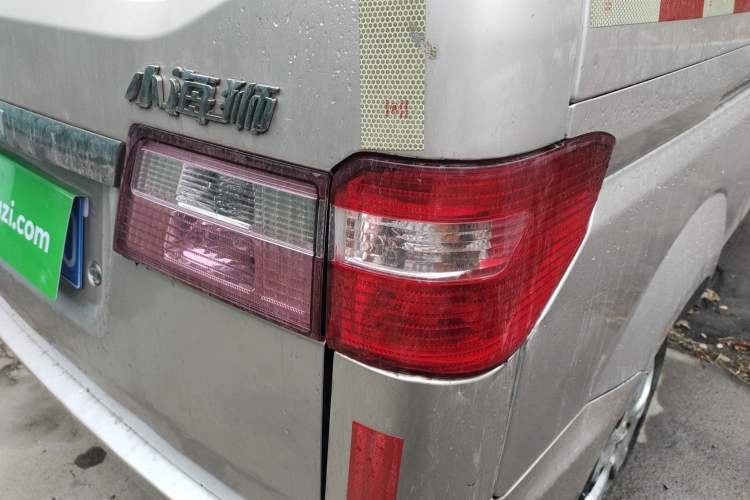 Used Jinbei Hiace X30 2018 1.3L Cargo Van Comfort Model DLCG12 Exterior 3