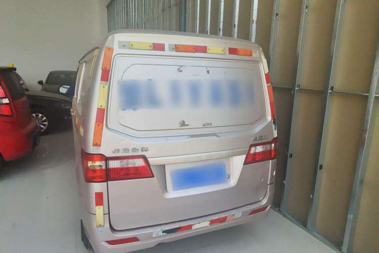 Used Jinbei Hiace X30 2018 1.3L Cargo Van Standard Version DLCG12 Exterior 5