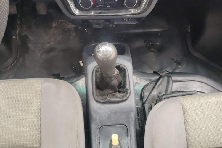 Used Jinbei Hiace X30 2018 1.3L Cargo Van Comfort Model DLCG12 Gear Lever