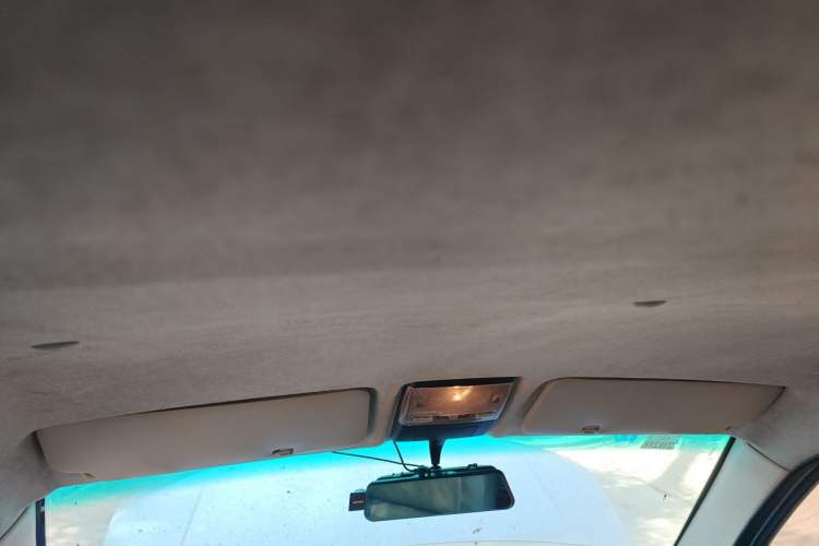 Used Jinbei Hiace X30  Headliner