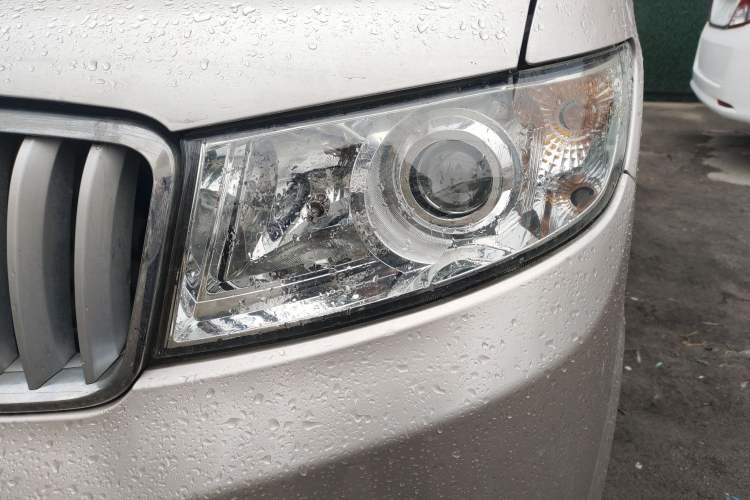 Used Jinbei Hiace X30 2018 1.3L Cargo Van Comfort Model DLCG12 Left Front Headlight