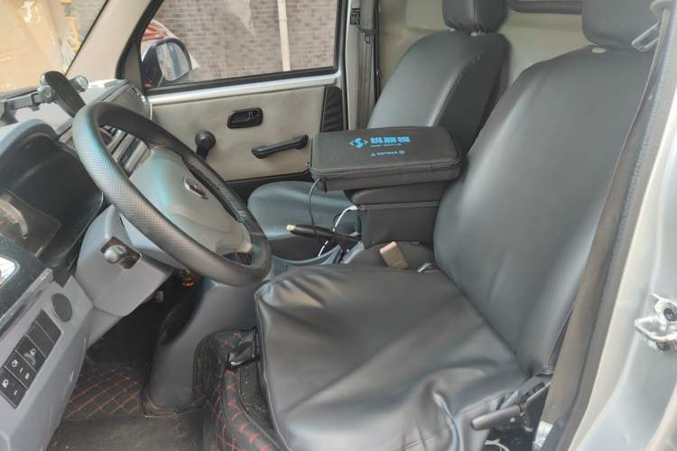 Used Jinbei Hiace X30 2018 1.5L Cargo Van Comfort Model DLCG14 Left Front Seat