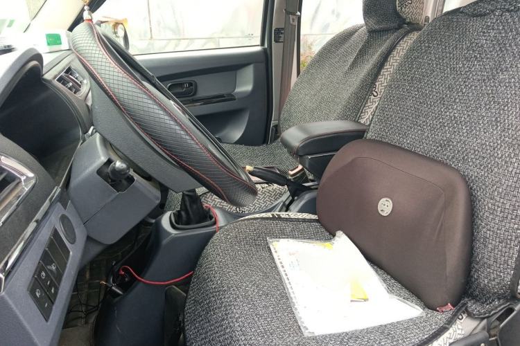 Used Jinbei Hiace X30 2018 1.3L Cargo Van Comfort Model DLCG12 Left Front Seat