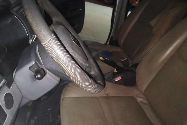 Used Jinbei Hiace X30 2018 1.3L Cargo Van Comfort Model DLCG12 Left Front Seat