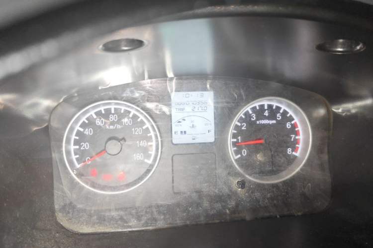 Used Jinbei Hiace X30  Odometer Close Up