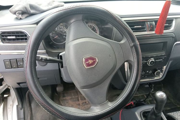 Used Jinbei Hiace X30 2018 1.3L Cargo Van Comfort Model DLCG12 Steering Wheel