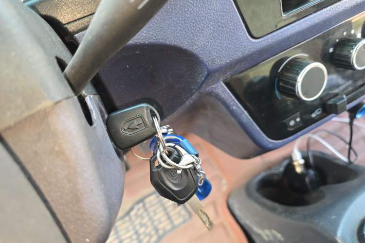 Used Jinbei Hiace X30 2018 1.5L Standard Edition DLCG14 Vehicle Key