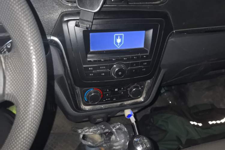 Used Jinbei Hiace X30 2018 1.5L Standard Edition DLCG14 Audio And AC Panel