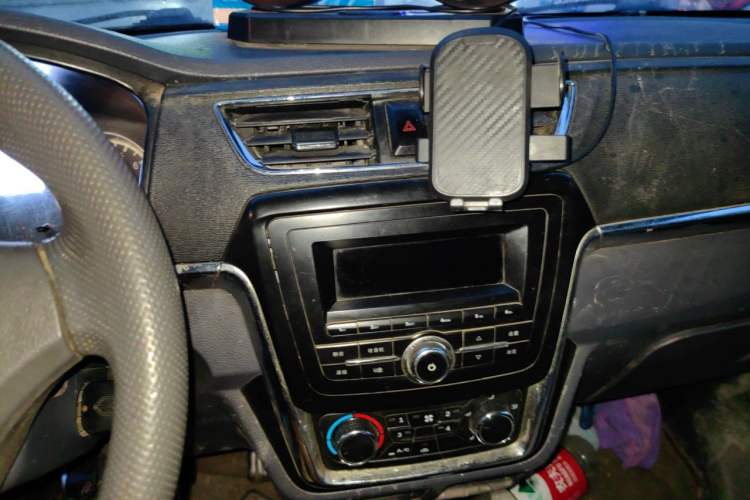 Used Jinbei Hiace X30 2018 1.3L Cargo Van Standard Version DLCG12 Audio And AC Panel
