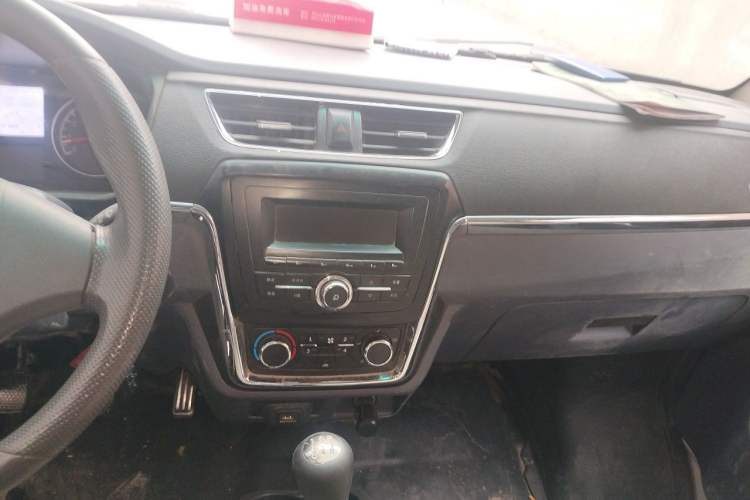 Used Jinbei Hiace X30 2018 1.3L Cargo Van Standard Version DLCG12 Audio And AC Panel