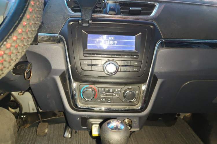 Used Jinbei Hiace X30 2018 1.3L Cargo Van Standard Version DLCG12 Audio And AC Panel