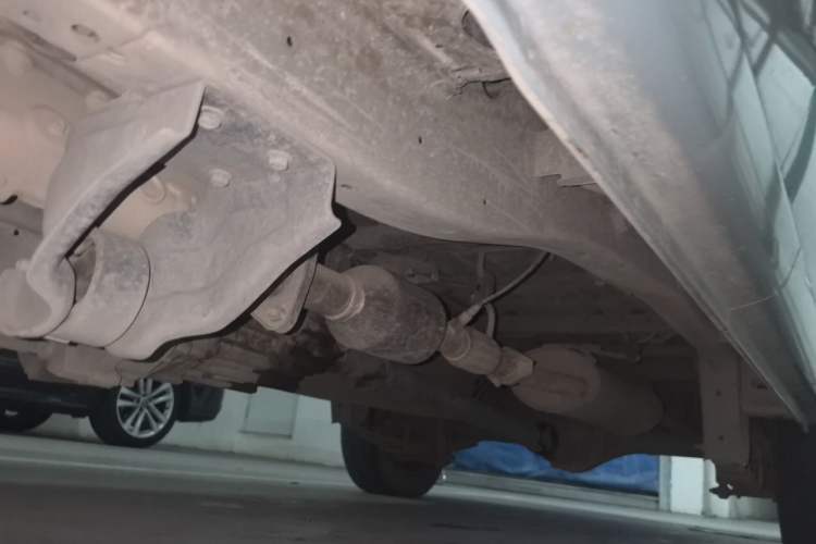 Used Jinbei Hiace X30 2018 1.5L Standard Edition DLCG14 Chassis Front Left