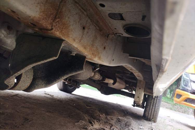 Used Jinbei Hiace X30  Chassis Front Left