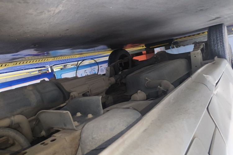 Used Jinbei Hiace X30 2018 1.3L Standard Edition DLCG12 Chassis Front Right