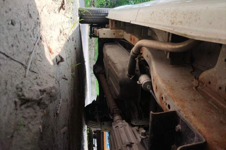 Used Jinbei Hiace X30  Chassis Front Right
