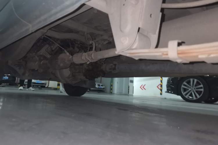 Used Jinbei Hiace X30 2018 1.5L Standard Edition DLCG14 Chassis Rear Left