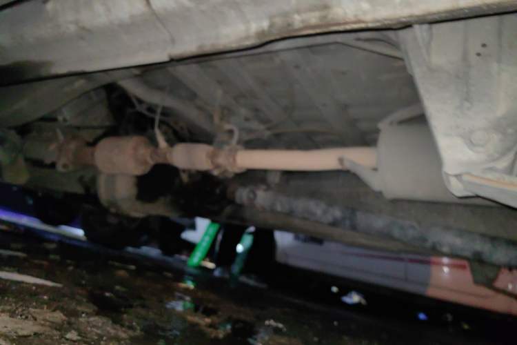 Used Jinbei Hiace X30 2018 1.3L Cargo Van Standard Version DLCG12 Chassis Rear Left