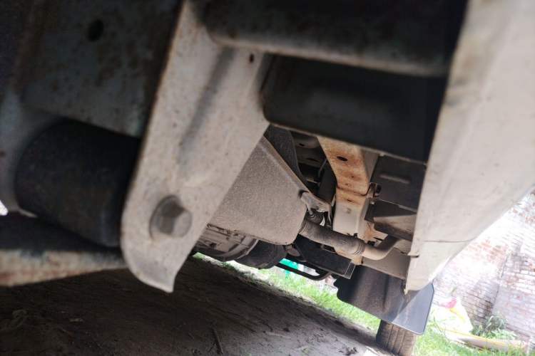 Used Jinbei Hiace X30  Chassis Rear Right