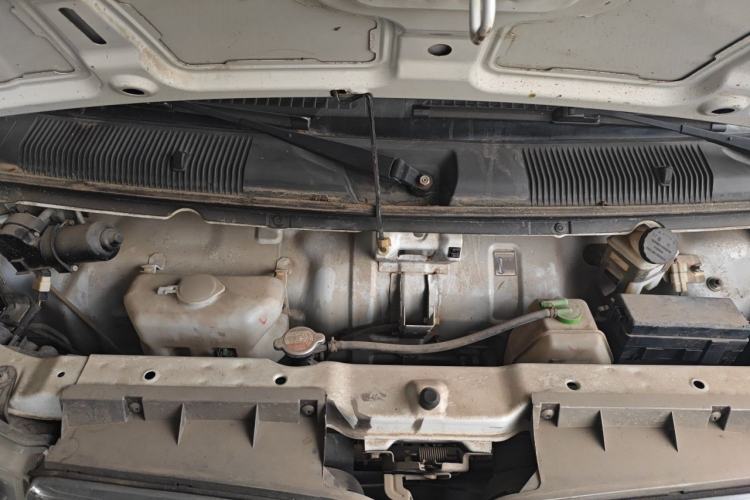 Used Jinbei Hiace X30 2018 1.5L Cargo Van Comfort Model DLCG14 Engine Bay