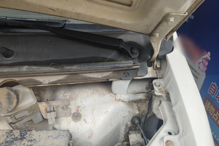 Used Jinbei Hiace X30 2018 1.3L Standard Edition DLCG12 Engine Bay Left
