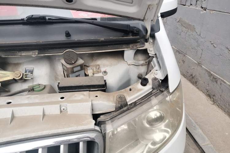 Used Jinbei Hiace X30 2018 1.3L Cargo Van Standard Version DLCG12 Engine Bay Left