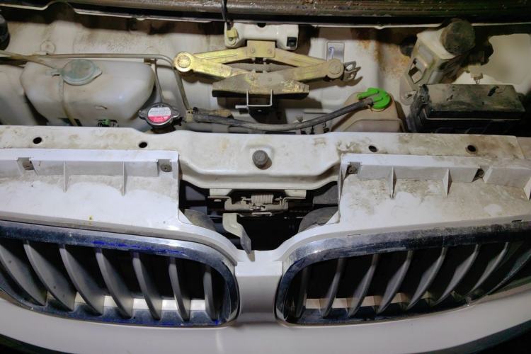 Used Jinbei Hiace X30 2018 1.3L Cargo Van Standard Version DLCG12 Engine Bay
