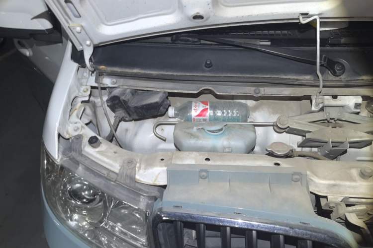 Used Jinbei Hiace X30 2018 1.5L Standard Edition DLCG14 Engine Bay Right