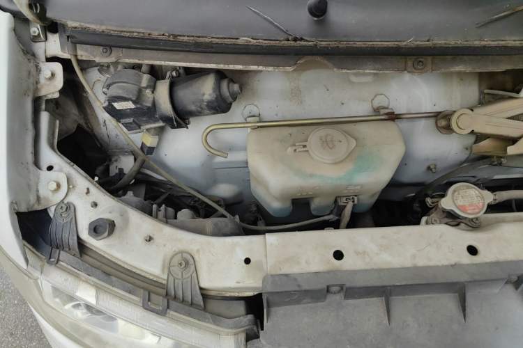 Used Jinbei Hiace X30 2018 1.3L Cargo Van Standard Version DLCG12 Engine Bay Right