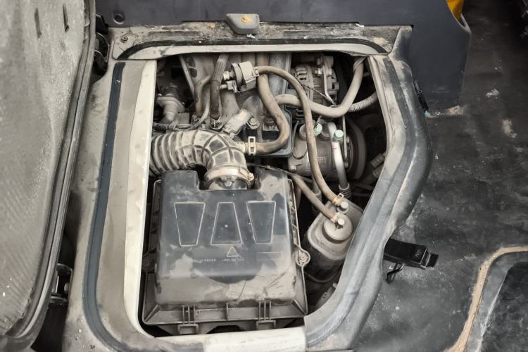 Used Jinbei Hiace X30 2018 1.3L Cargo Van Comfort Model DLCG12 Engine Bay Right