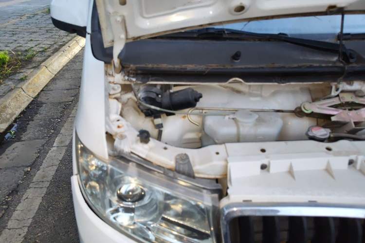 Used Jinbei Hiace X30 2018 1.3L Cargo Van Standard Version DLCG12 Engine Bay Right