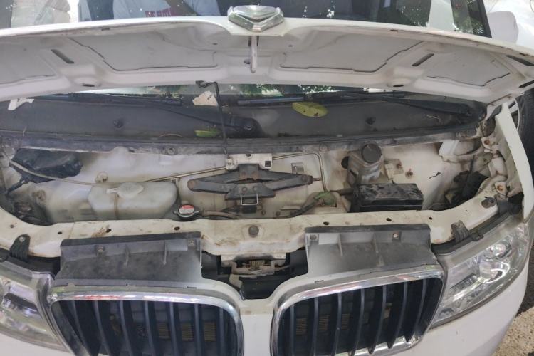 Used Jinbei Hiace X30 2018 1.3L Standard Edition DLCG12 Engine Bay