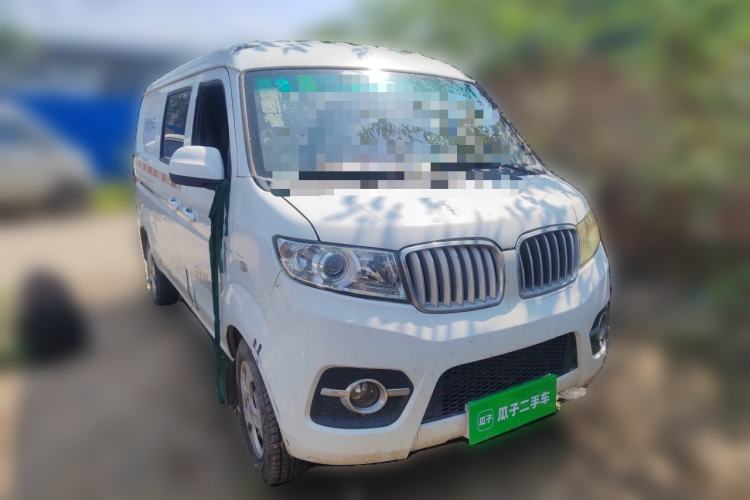 Used Jinbei Hiace X30  Front Right 45 Deg
