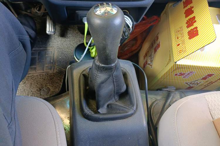 Used Jinbei Hiace X30 2018 1.3L Cargo Van Standard Version DLCG12 Gear Lever