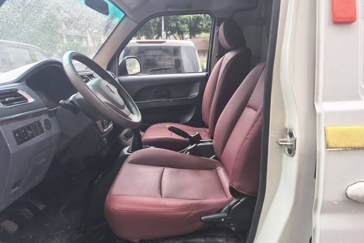 Used Jinbei Hiace X30 2018 1.5L Cargo Van Standard Version DLCG14 Left Front Seat