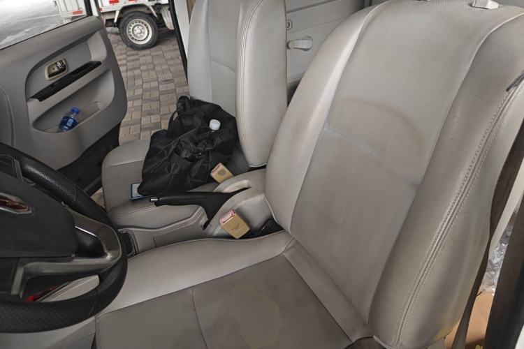 Used Jinbei Hiace X30 2018 1.5L Cargo Van Comfort Model DLCG14 Left Front Seat