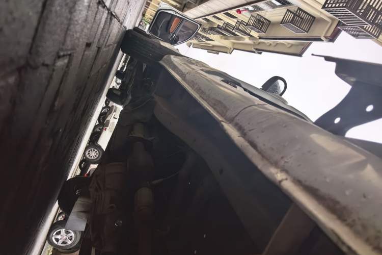 Used Jinbei Hiace X30 2018 1.5L Cargo Van Standard Version DLCG14 Left Side Sill
