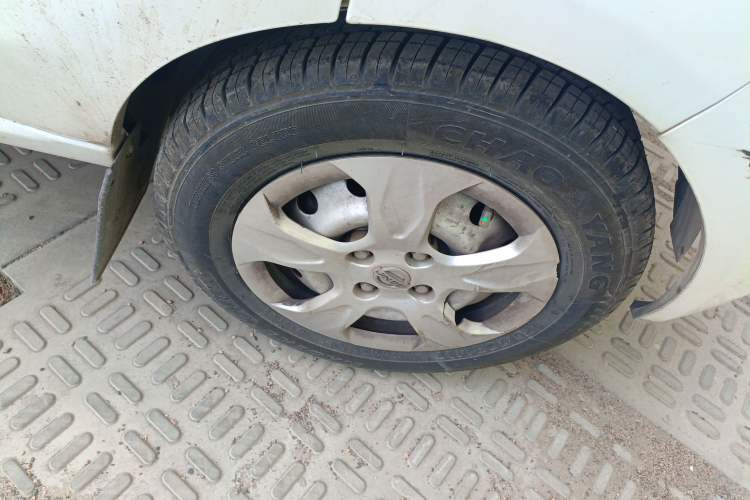 Used Jinbei Hiace X30 2018 1.3L Cargo Van Standard Version DLCG12 Right Front Wheel Hub