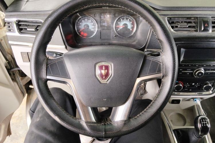 Used Jinbei Hiace X30 2018 1.5L Cargo Van Comfort Model DLCG14 Steering Wheel
