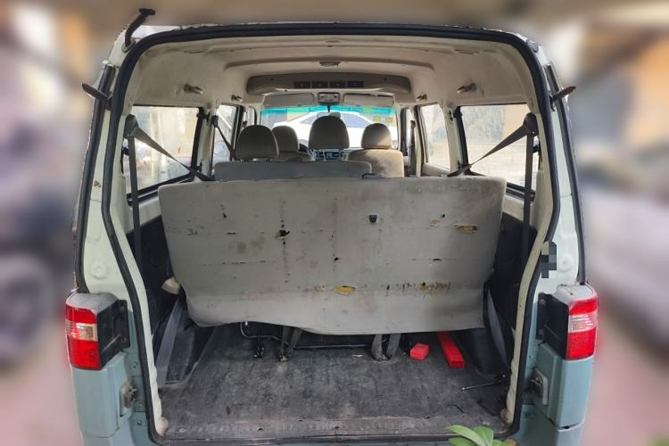 Used Jinbei Hiace X30 2018 1.3L Comfort Model DLCG12 Trunk