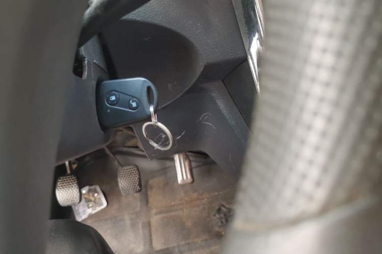 Used Jinbei Hiace X30 2018 1.3L Cargo Van Standard Version DLCG12 Vehicle Key