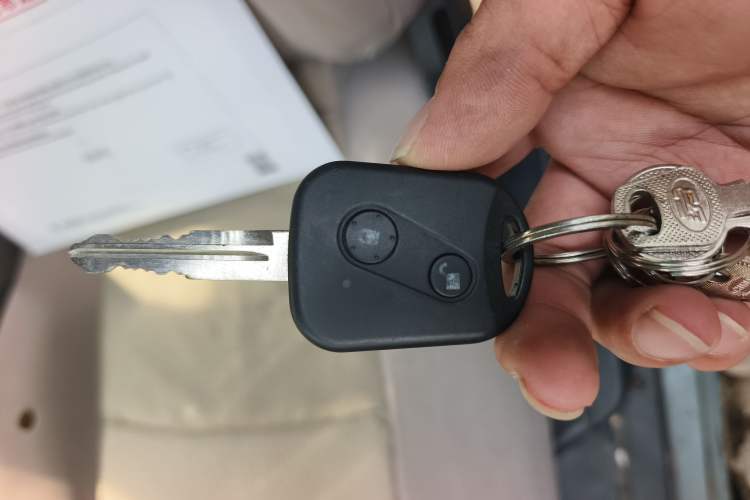 Used Jinbei Hiace X30 2018 1.3L Comfort Model DLCG12 Vehicle Key